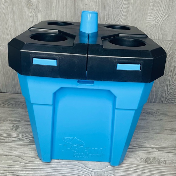 u stand Other U Stand Umbrella Stand With Cooler Storage Beach
